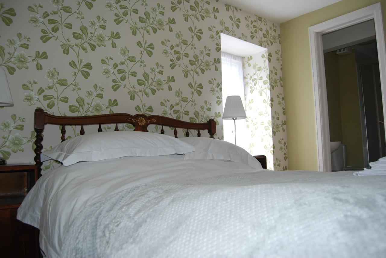 The Fforest Inn Llanfihangel-nant-Melan Luaran gambar